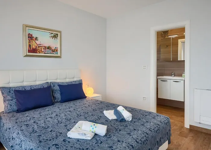 Villa Modern Eva With Pool Near Buje